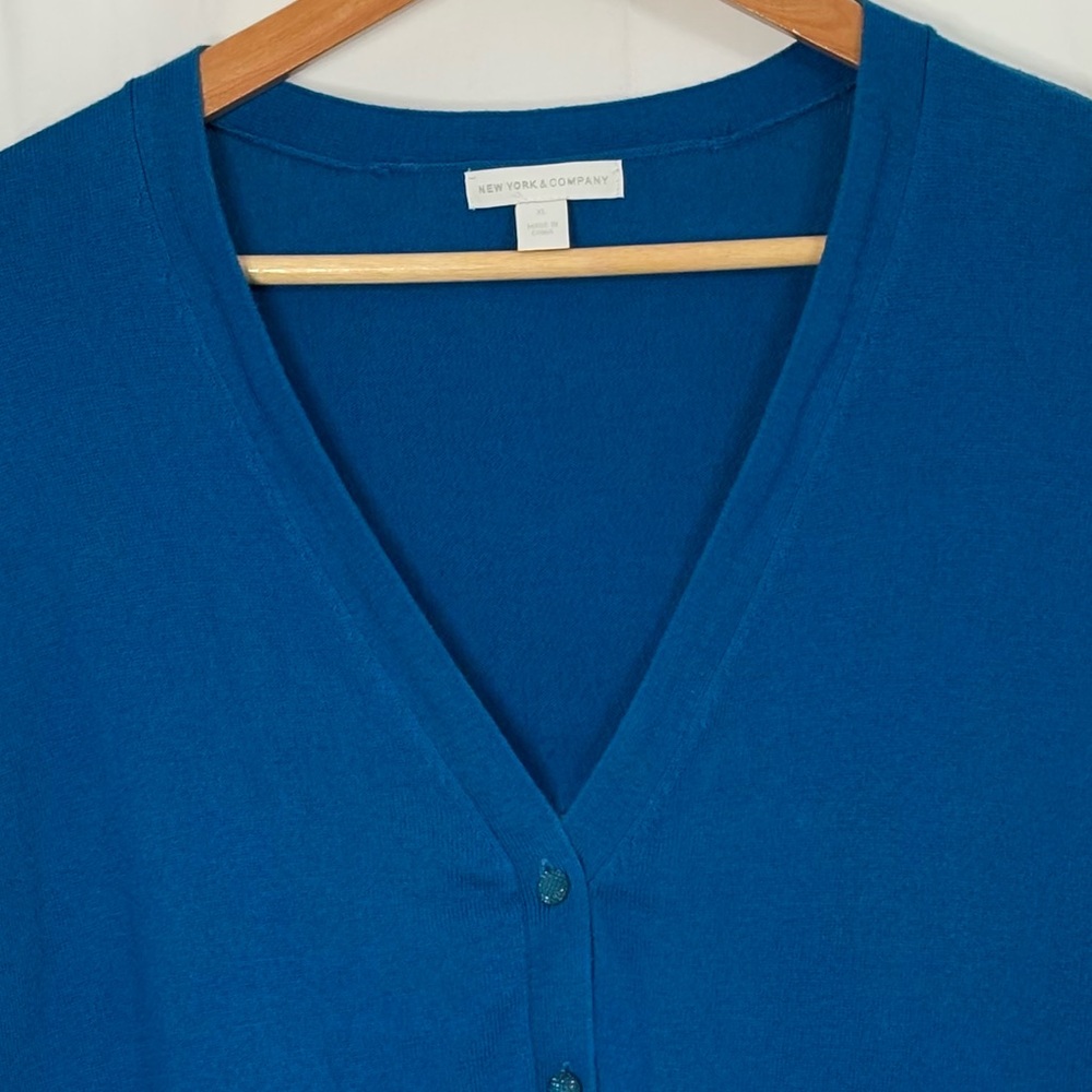 Cerulean Teal V-Neck Button Cardigan, New York & Company, US Sz XL - Picture 8 of 15